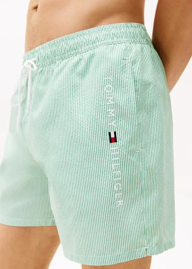 Short de bain rayé Tommy Hilfiger vert clair
